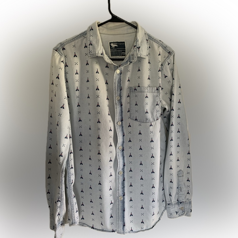 Modern Amusement Men’s Size M Long Sleeve Shirt